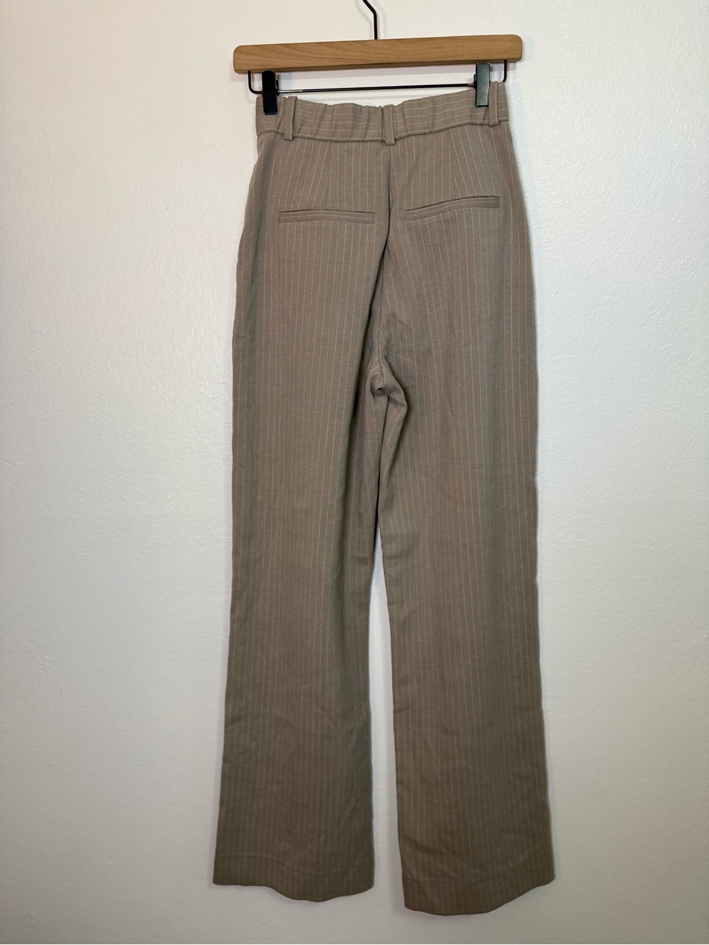 Abercrombie & Fitch Taupe Pinstripe Wide Leg Pants - Picture 4 of 6